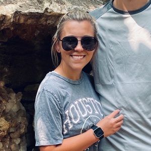 Meet your Posher, Catherine